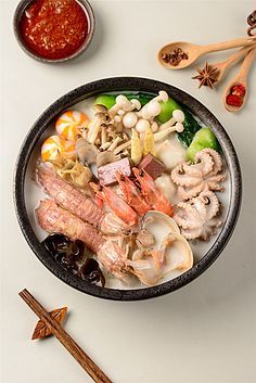 麻辣烫 一碗热辣江湖的温暖滋味